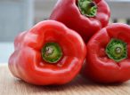 red-bell-peppers فلفل دلمه ای